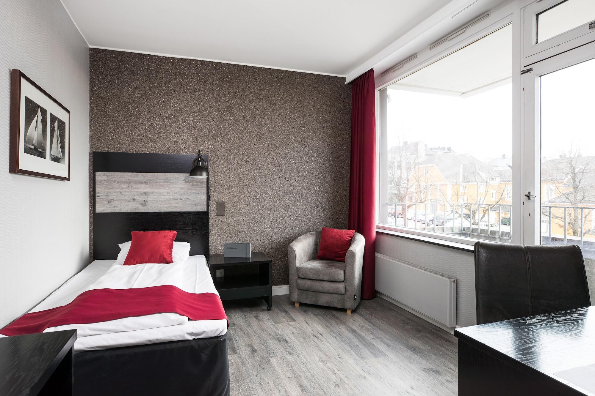 Hotel Klubben Tønsberg Extérieur photo